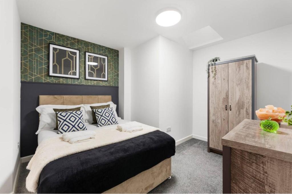 Modern Spacious Three Bedrooms With Private Garden Cardiff Dış mekan fotoğraf