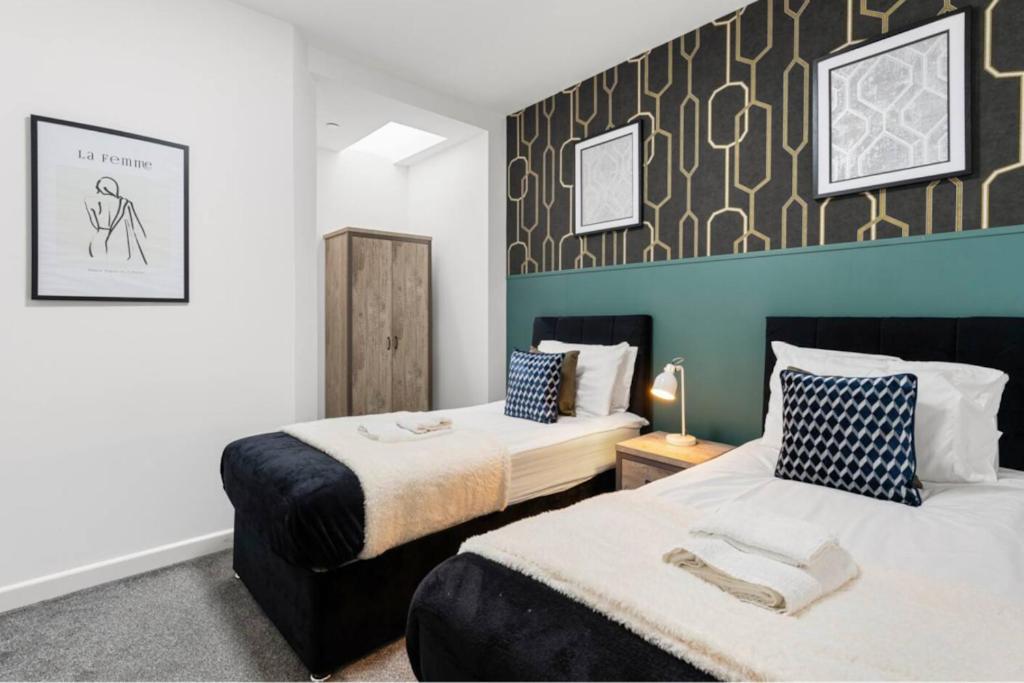 Modern Spacious Three Bedrooms With Private Garden Cardiff Dış mekan fotoğraf